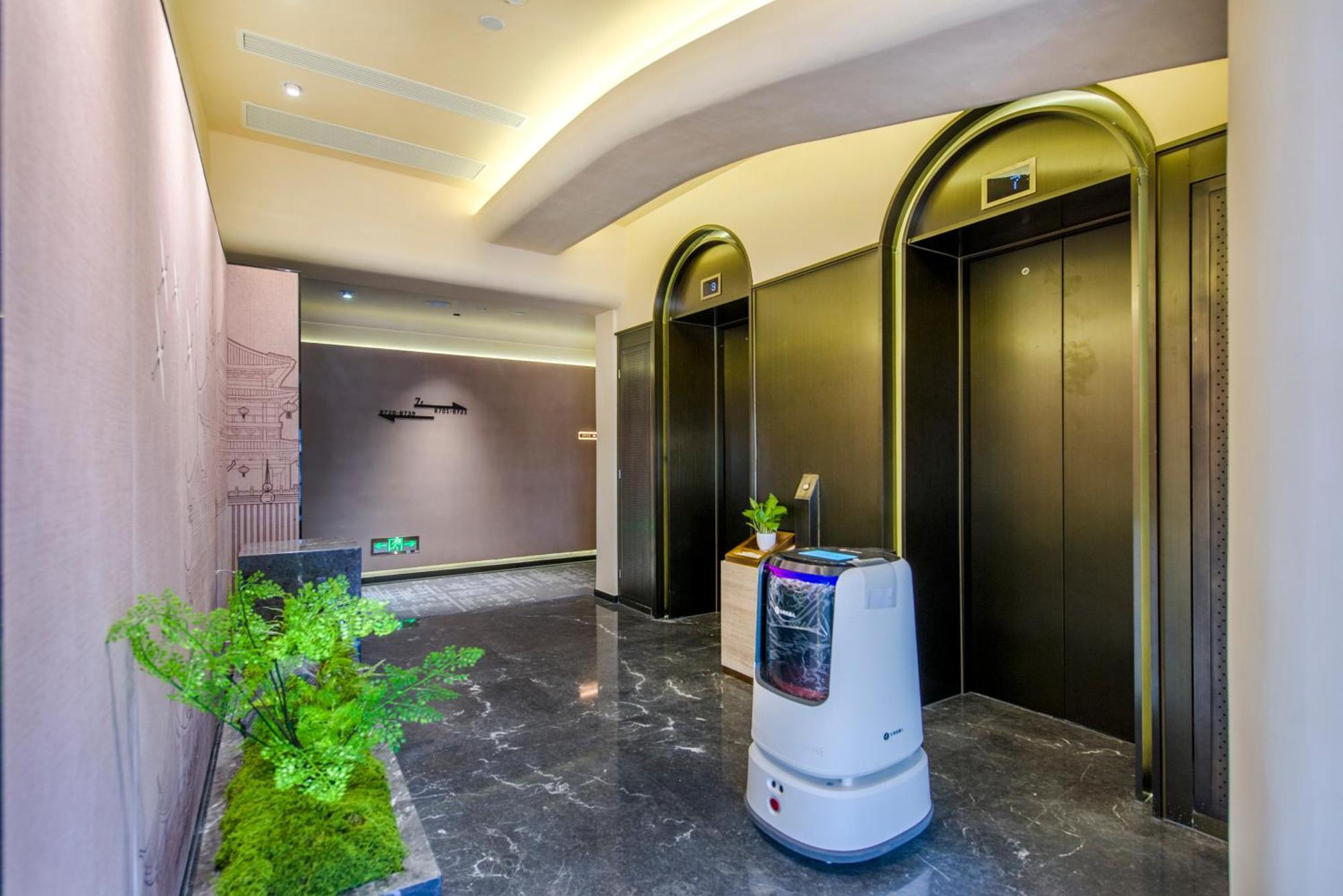 Yiwu Baide Theme Hotel Exteriör bild