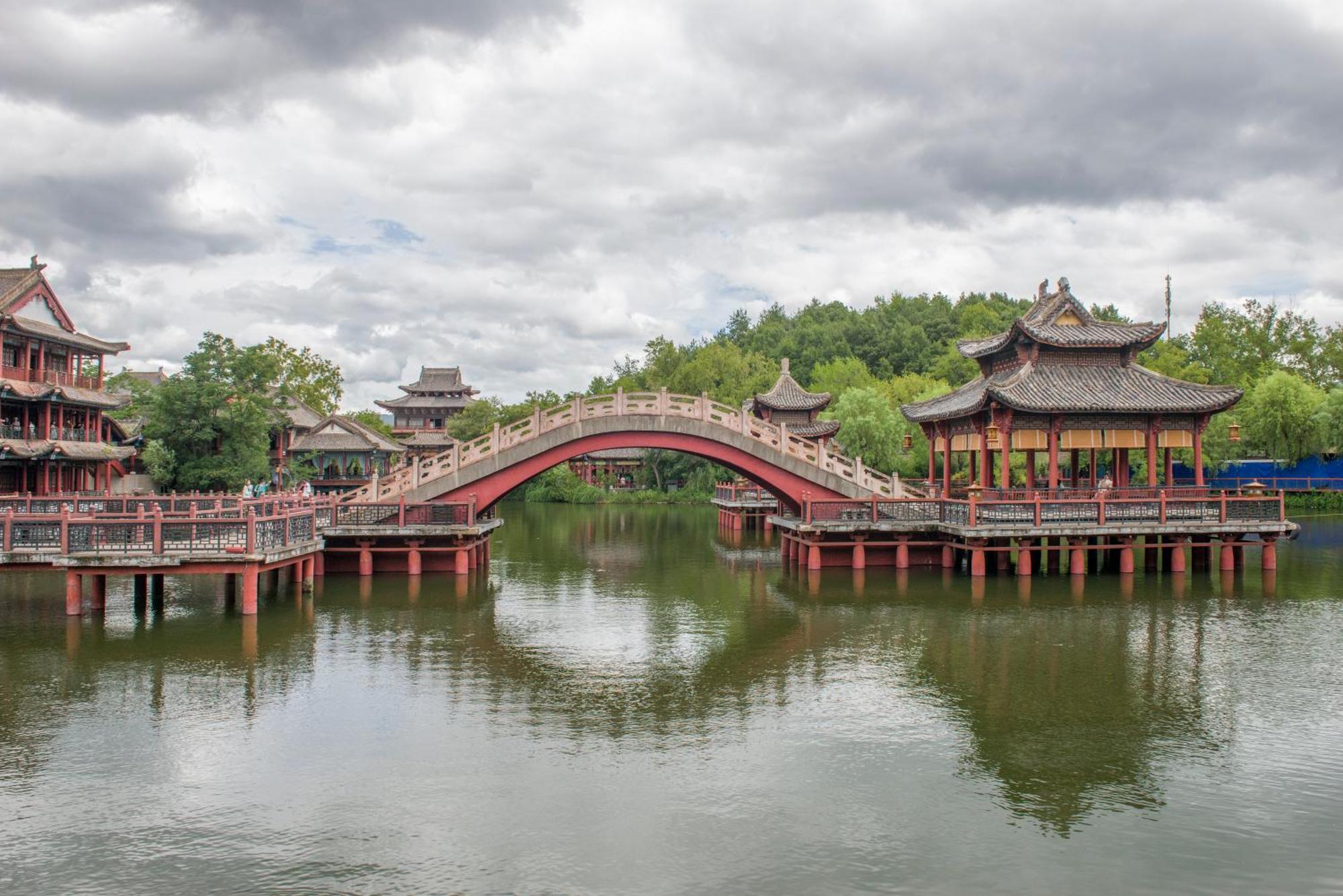 Yiwu Baide Theme Hotel Exteriör bild